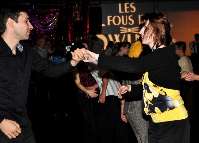 min 2008 11 08 fous swing 384